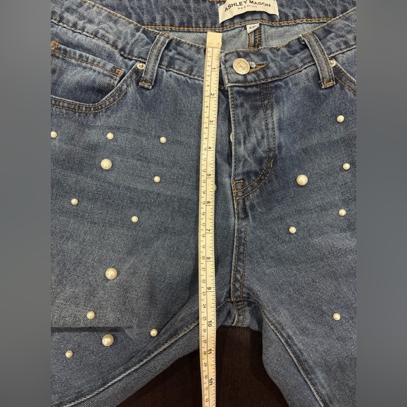 Ashley Mason Pearl Studded Buttonfly Light Wash Denim Blue Jeans Size 9/29 - Picture 9 of 15